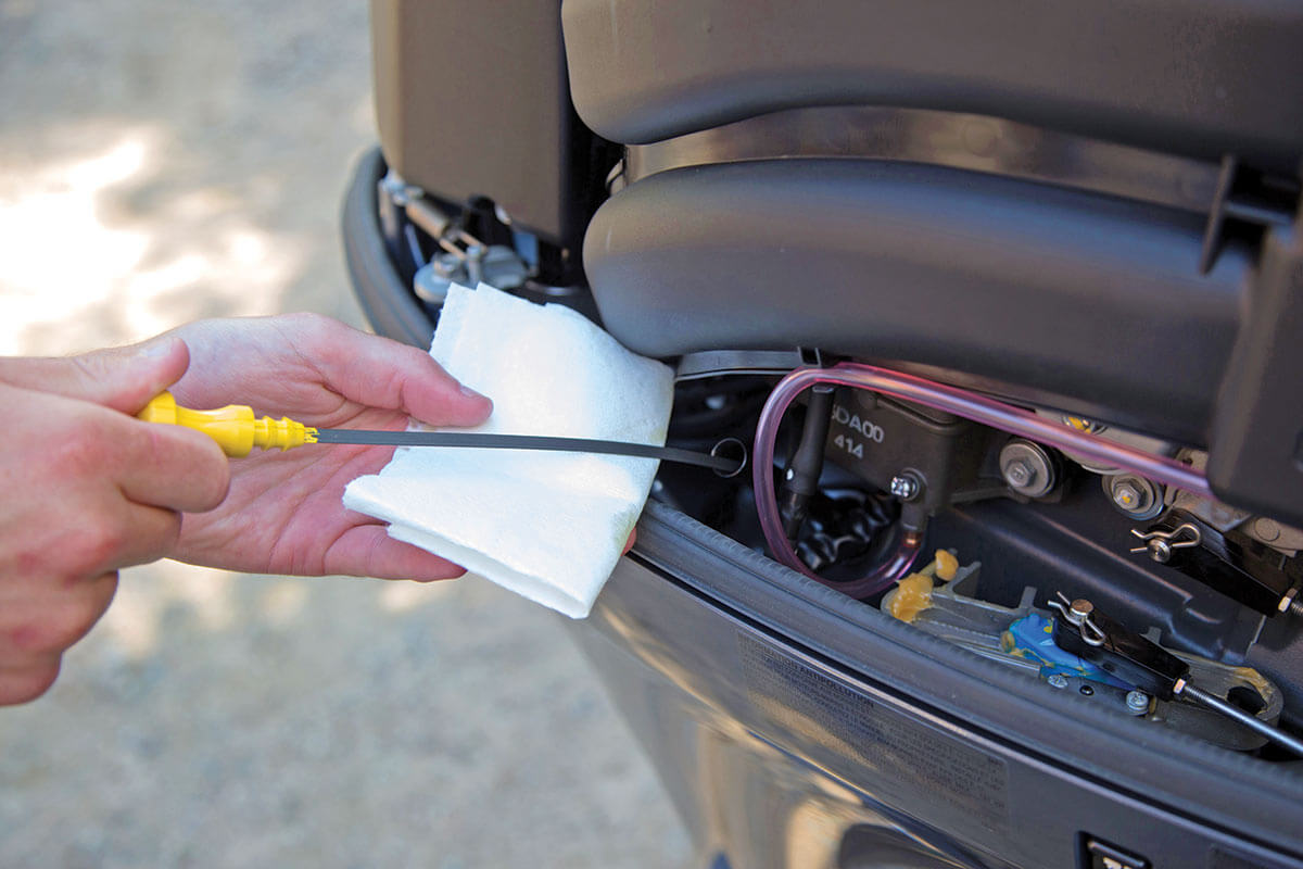 Water In Boat Engine Oil What To Do